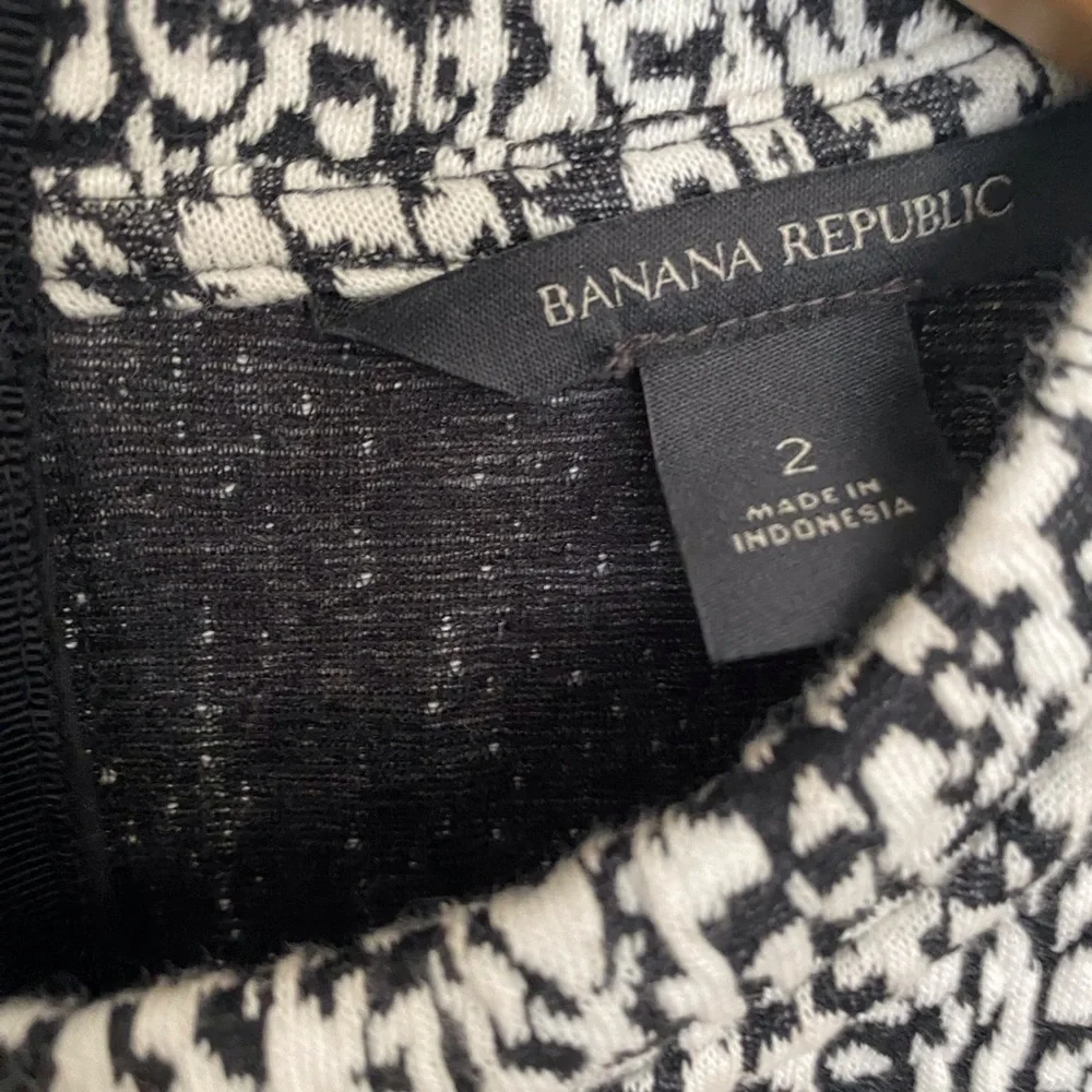 Banana Republic Black & White Dress l Mini Dress l size 2 Dress 0784